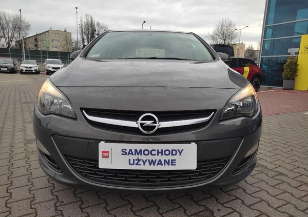 Opel Astra cena 35900 przebieg: 116182, rok produkcji 2015 z Łódź małe 254